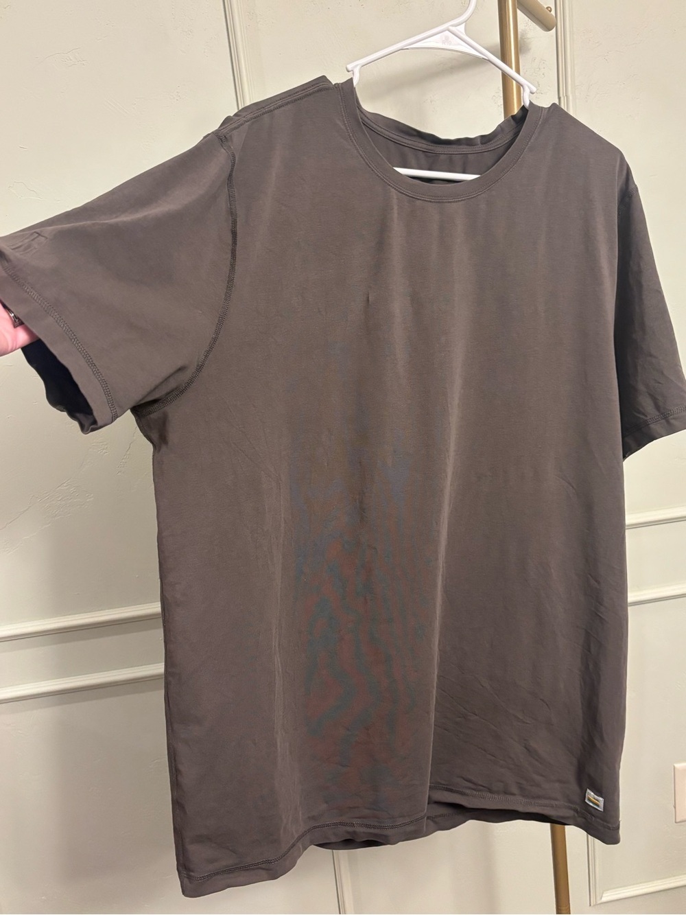 Vuori Men's Relaxed Crew Neck T‑Shirt MSRP $68